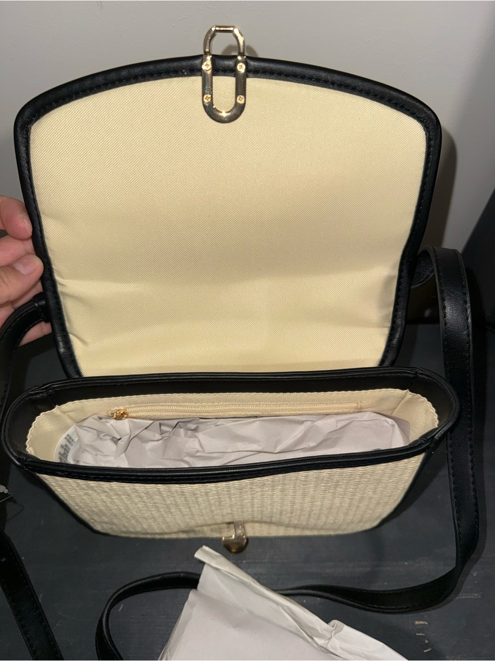 Black and Cream Crossbody Shoulder Bag - Picture 3 of 4